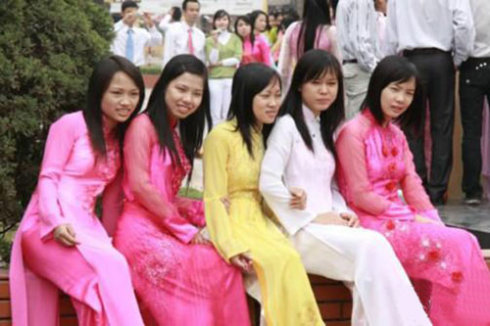 實拍︰鄰國越南越南女大學生畢業照，帶你了解她們的生活57 / 作者:乔微博 / 帖子ID:418