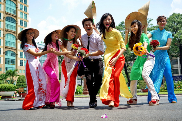 實拍︰鄰國越南越南女大學生畢業照，帶你了解她們的生活41 / 作者:乔微博 / 帖子ID:418