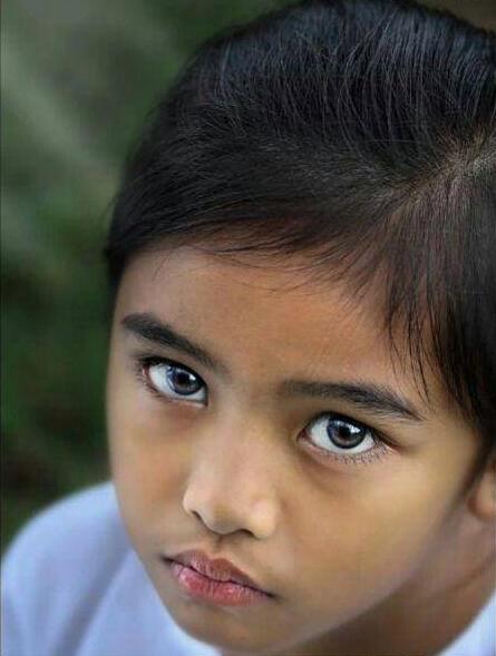 馬來西亞女孩長相平淡，卻因為這雙眼楮迷倒無數人！74 / 作者:顺势而为47 / 帖子ID:537
