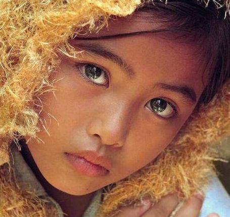 馬來西亞女孩長相平淡，卻因為這雙眼楮迷倒無數人！17 / 作者:顺势而为47 / 帖子ID:537