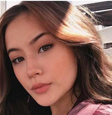 18歲混血女模特大罵馬來西亞粉絲，稱留言全是騷擾62 / 作者:顺势而为47 / 帖子ID:546