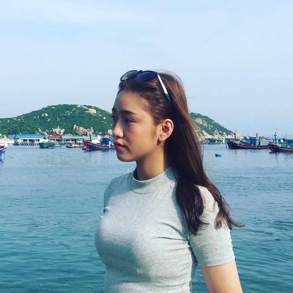 鄰家妹妹清新氣質的越南女高中生，現在的女高中生都這麼美嗎24 / 作者:乔微博 / 帖子ID:551