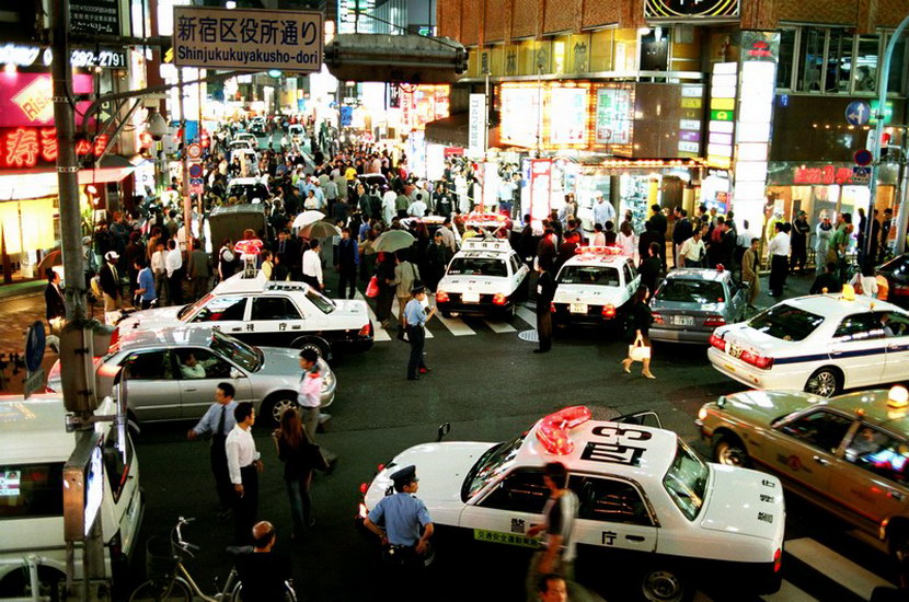 他拍攝日本歌舞伎町長達16年，記錄這個號稱亞洲最大的紅燈區。95 / 作者:123456790 / 帖子ID:585