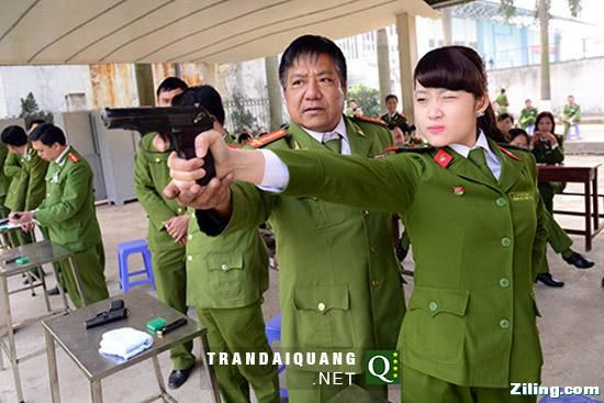 越南女兵 真漂亮2 / 作者:顺势而为47 / 帖子ID:614