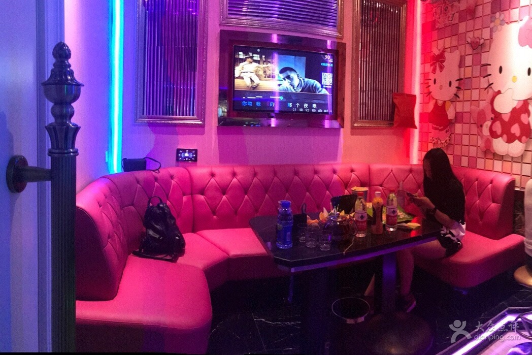 【台北酒店經紀公司】徵酒店小姐,酒店上班工作時間可談85 / 作者:admin / 帖子ID:35