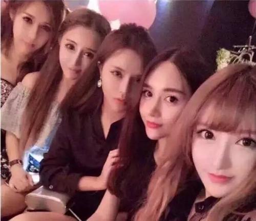 鋼琴酒吧要喝很多酒嗎？工作性質完整解析：與酒店、舒壓會館的差別46 / 作者:admin / 帖子ID:453