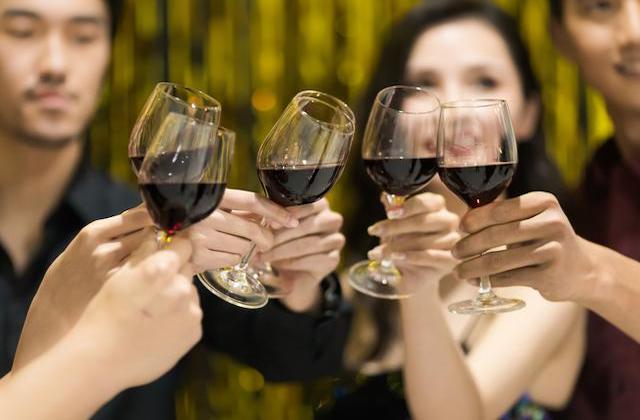 為什麼不缺錢還去八大行業？深入解析背後的心理與社會動機99 / 作者:admin / 帖子ID:686