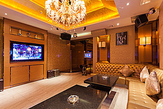 酒店離職薪水被店家凹怎麼辦？薪資糾紛解決方法完整指南0 / 作者:admin / 帖子ID:724